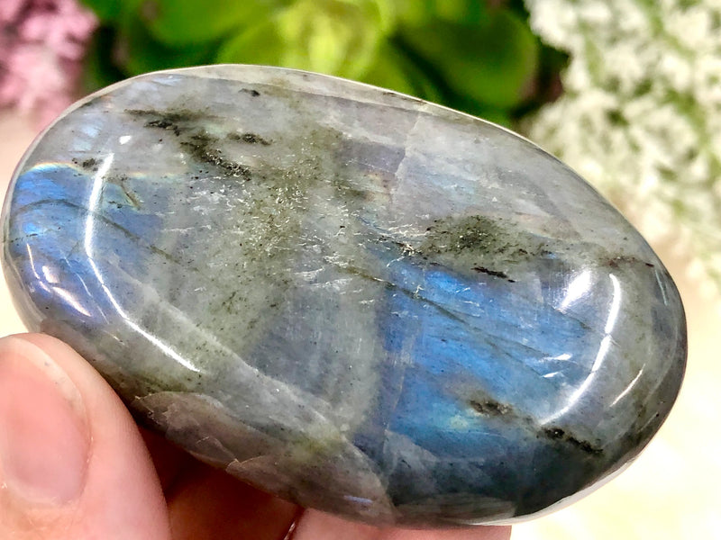 Labradorite Palmstone 68mm AJT