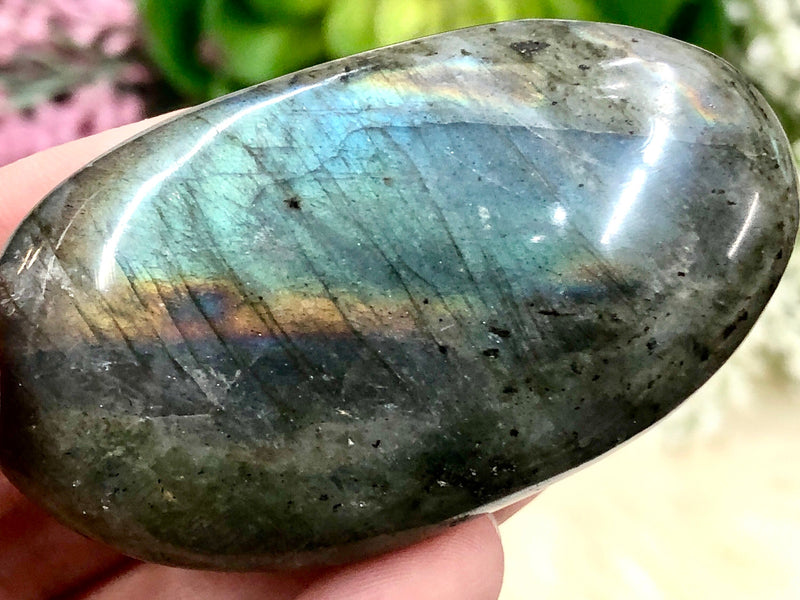 Labradorite Palmstone 64mm AJU