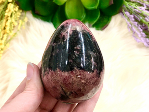Rhodonite Egg 67 LM - Heart Chakra Stone