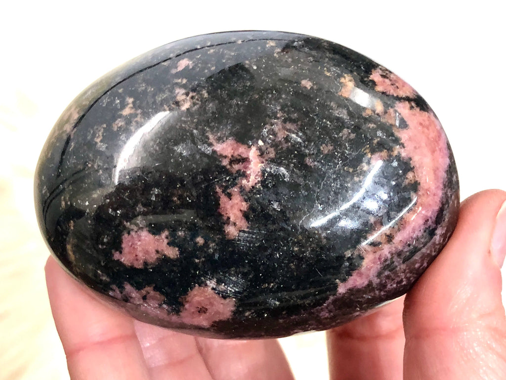 Rhodonite Palmstone 75mm AD - Heart Chakra Crystal