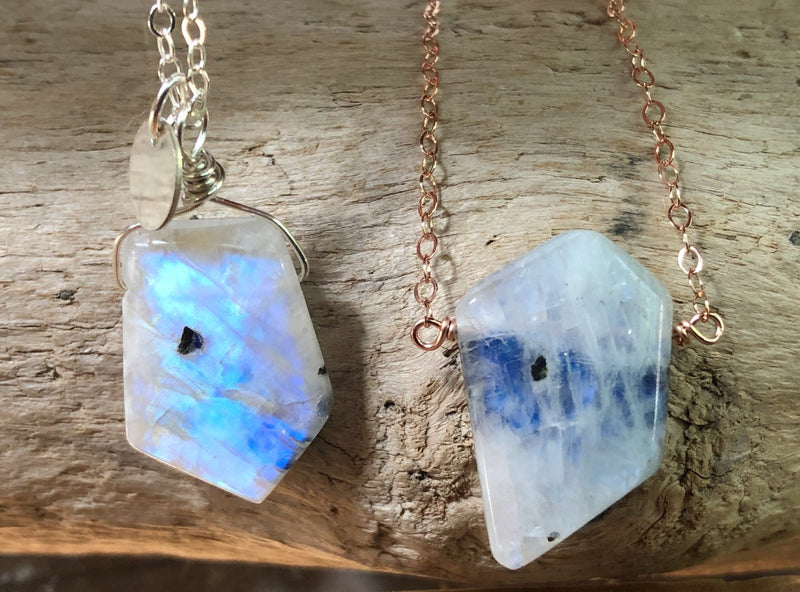 Raw Rainbow Moonstone Necklace - June Birthstone Necklace - June Birthday Gift for Her -  Healing Crystal Necklace - Raw Stone Necklace