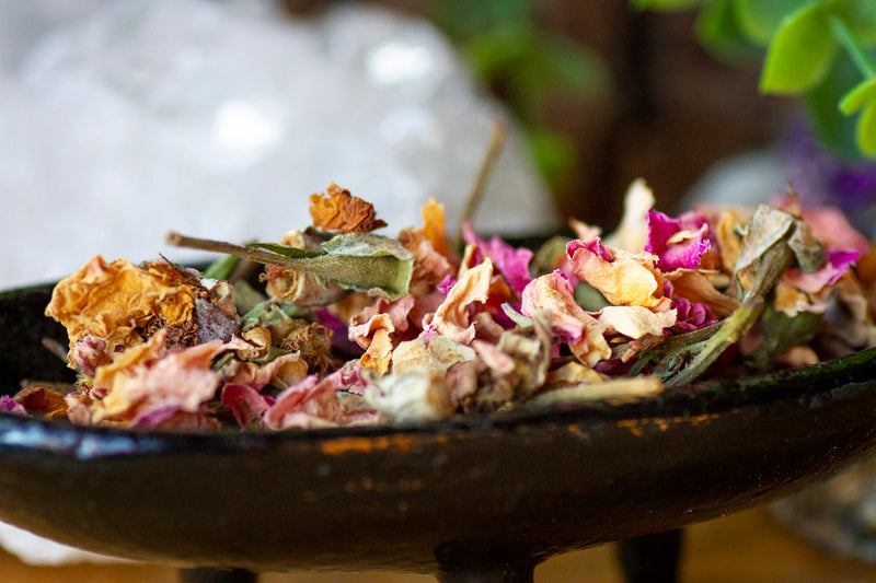 Dried Rose Buds & Petals - Love Spell Ingredient - Dried Flowers - Magical Herbs - Spell Supplies - Ritual Tools - Witches Apothecary