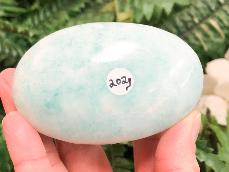 Caribbean Blue Calcite Palm Stone 77mm - Caribbean Calcite Gallet - Throat Chakra Stone - Healing Crystals - Crystal Grid - Altar Decor