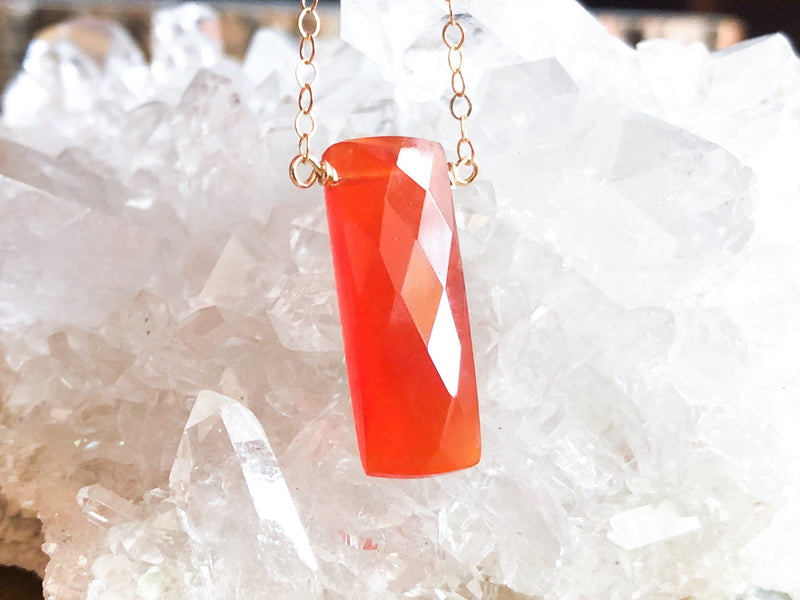 Carnelian Necklace - Carnelin Crystal Pendant - Sacral Chakra Healing Necklace 