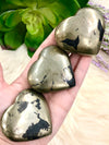 Pyrite Heart - Healer's Gold - Polished Fools Gold - Meditation Crystal - Crystal Grid- Altar Decor -Protection Stone - Solar Plexus Chakraa